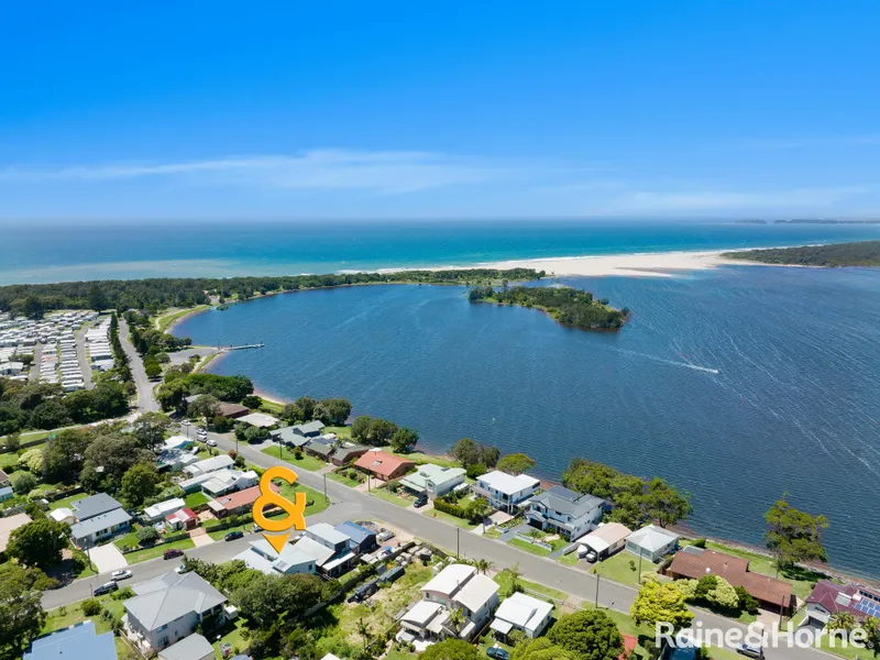 Anglesea - Resort living by the sea