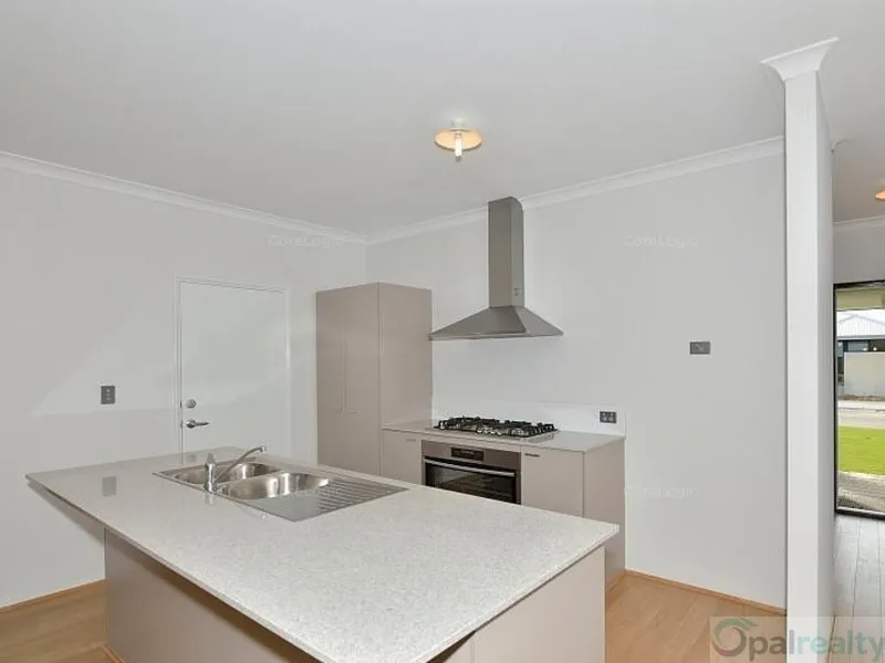 Stunning Home Opposite Estuary in Osprey Waters!