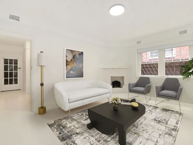 Relaxed Living in centrally located Art Deco Building