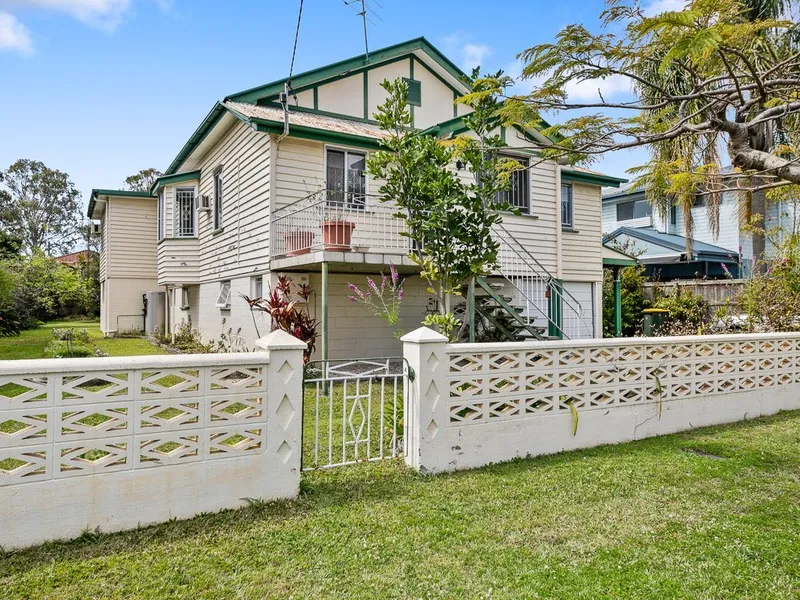 Character 3-bed Home in the premium area of Hendra