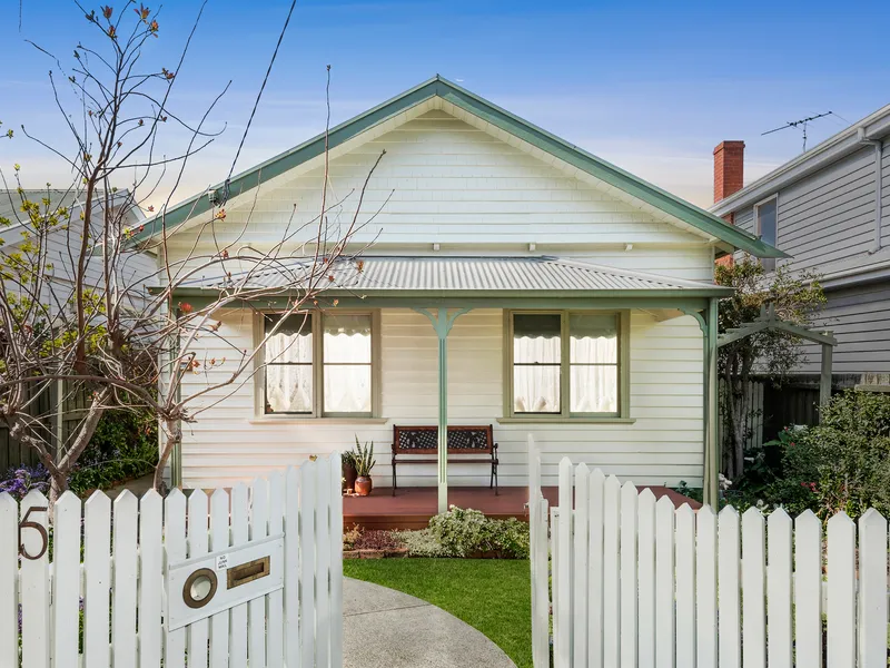 Cottage Charm in the Heart of Vibrant Belmont