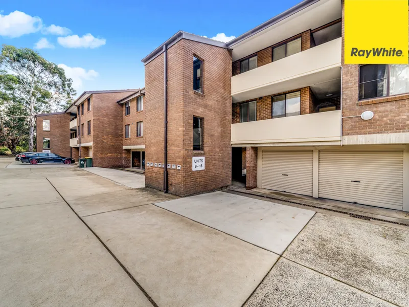 Updated 2 Bedroom With Garage