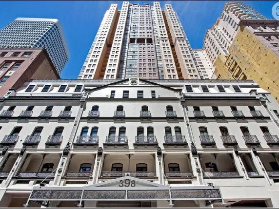 Newlly Renovated FULL FURNISHED TWO BEDROOMS Apartment IN THE HEART OF SYDNEY CBD for Leasing