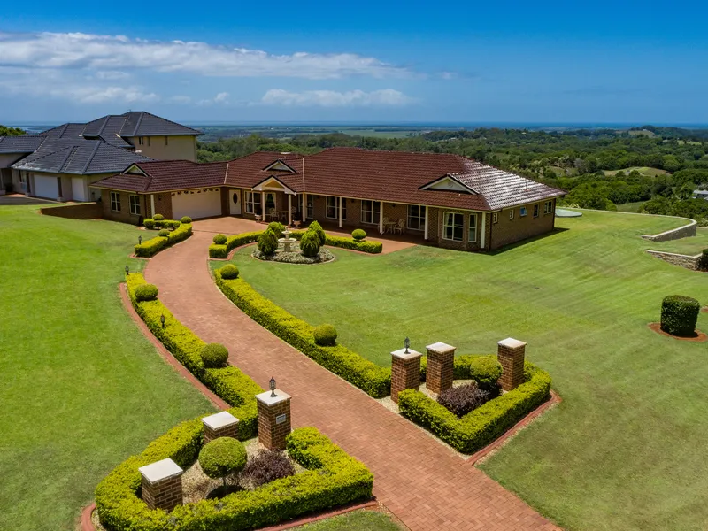 Hilltop acreage with exhilarating panoramas