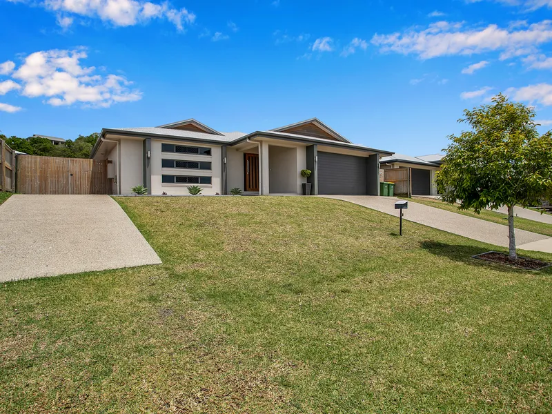 Luxurious & Stylish Property with a Shed!