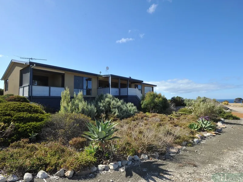 Spectacular 360` Views