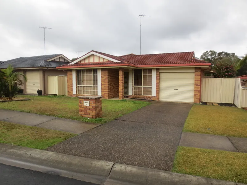 EASY ACCESS TO MULGOA ROAD!