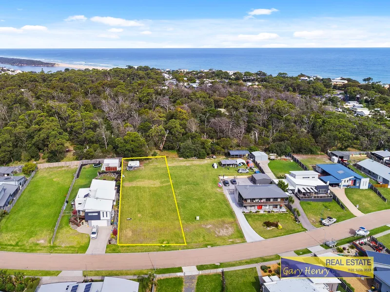 BUILD AT LAKE TYERS BEACH!