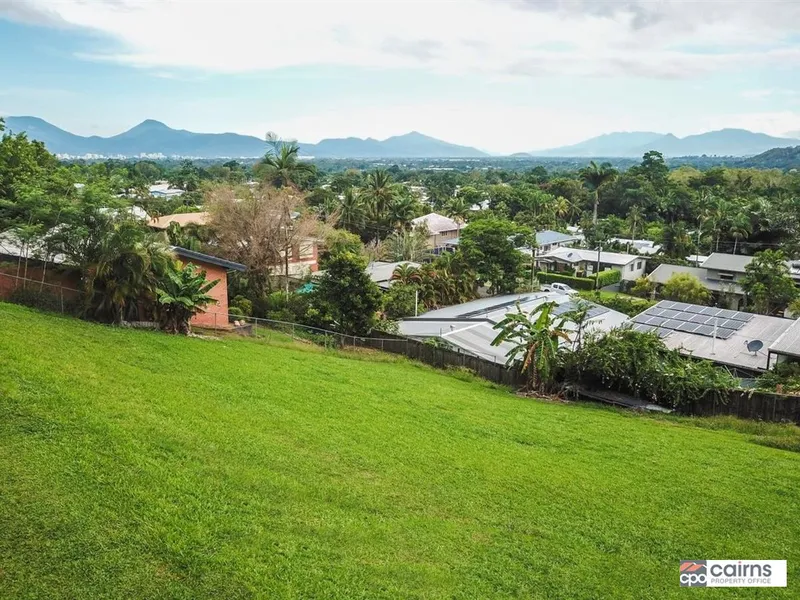 FANTASTIC UPPER WHITFIELD BLOCK OF LAND VIEWS POTENTIAL TO SUBDIVIDE