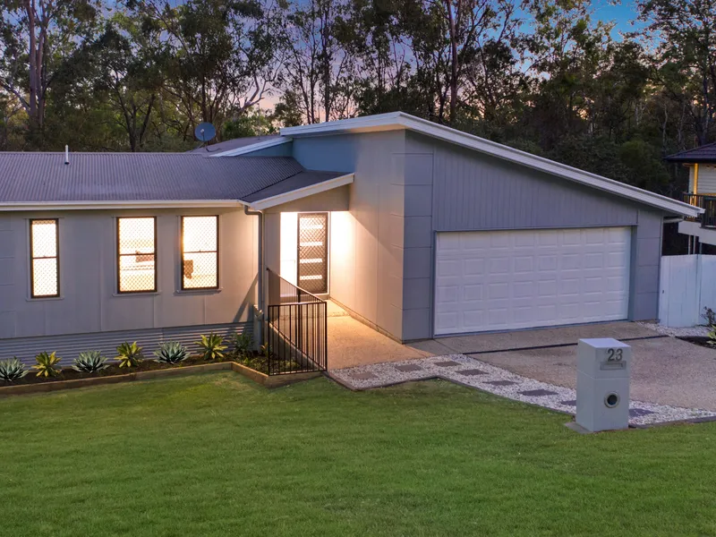 **AVAILABLE** Completely Renovated With Nothing To Do On 830m2 In Great Location! Be Quick!!!