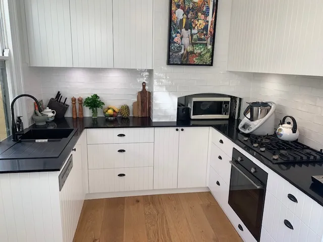 Three bedroom Victorian Terrace (Optional furnished) 