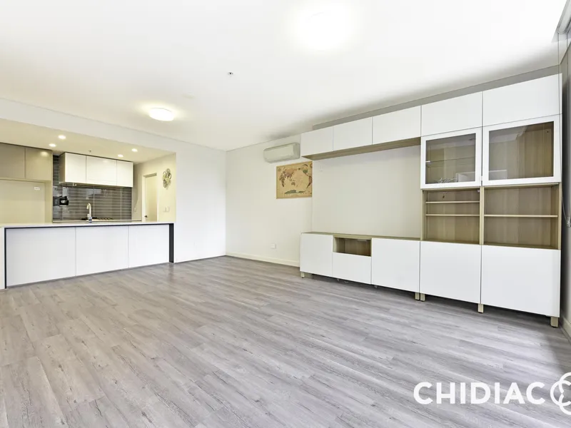 Modern and stylish apartment | Floorboards | North west aspect