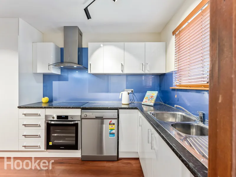 Modern Townhouse, Top Location