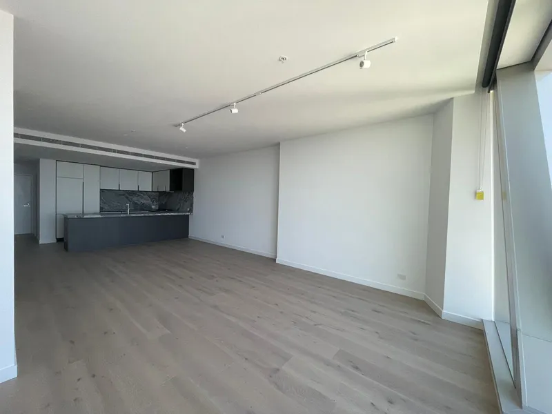 Unobstructed and secure views from level 50!