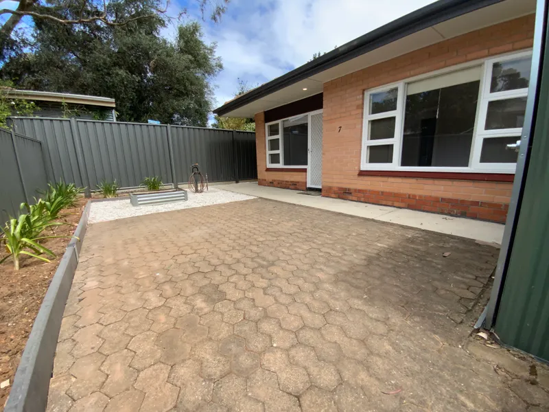 Great Presentation. Close to CBD. Quiet Setting.