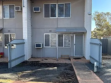 Fully Furnished Townhouse