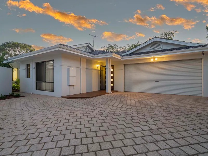 *HOME OPENS CANCELLED* Prime Family Opportunity, Flawless Presentation! Under Offer! Under Offer!