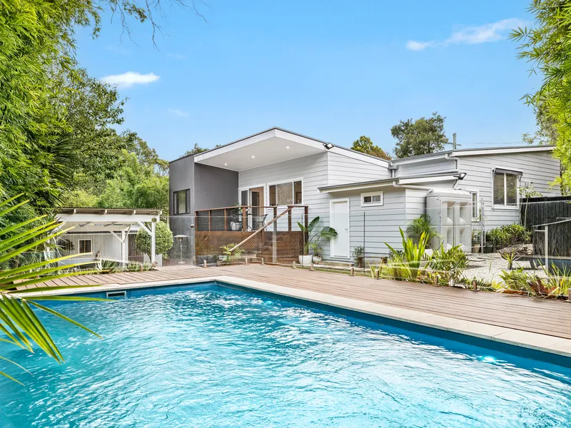 Single-storey contemporary sanctuary