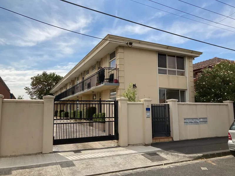 Newly renovated and charming apartment