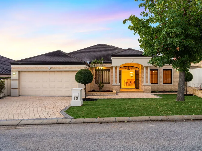 Under Offer by Team Trolio first viewing multiple offers!!