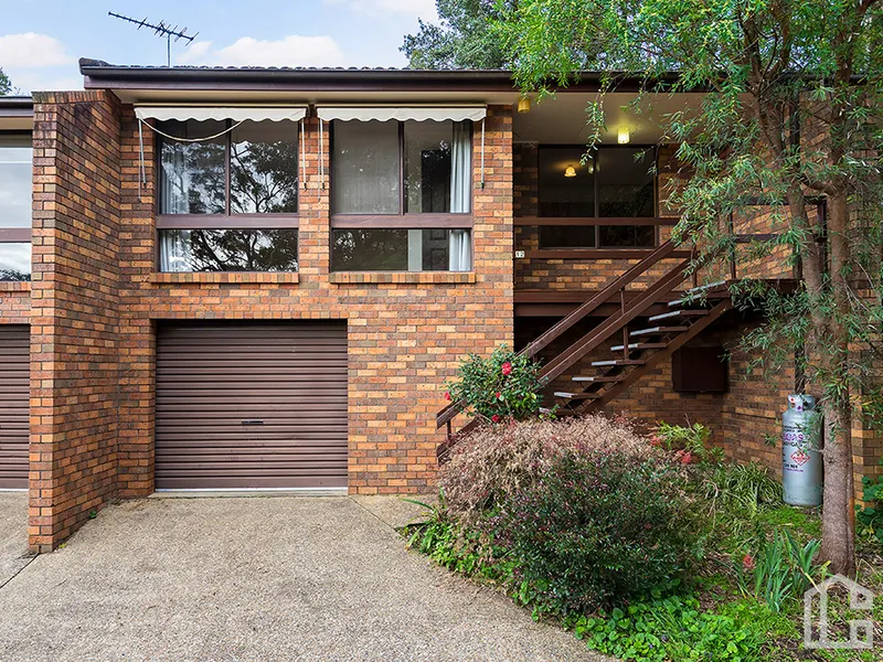 Village Side Villa with Delightful Courtyard - View By Appointment.