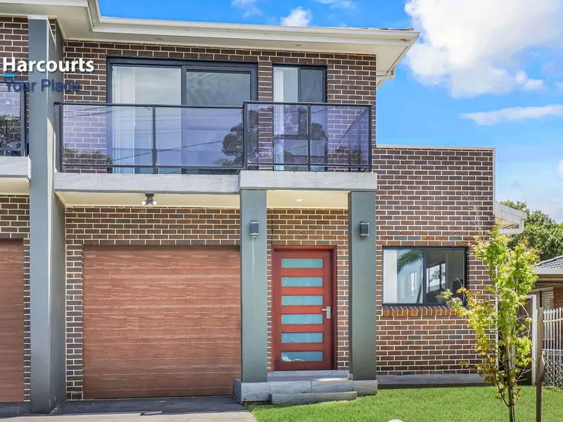 Luxurious 5 Bedroom Home in a Price Location
