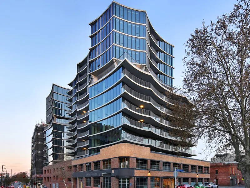 Large Entertainer's Residence With House Sized Proportions