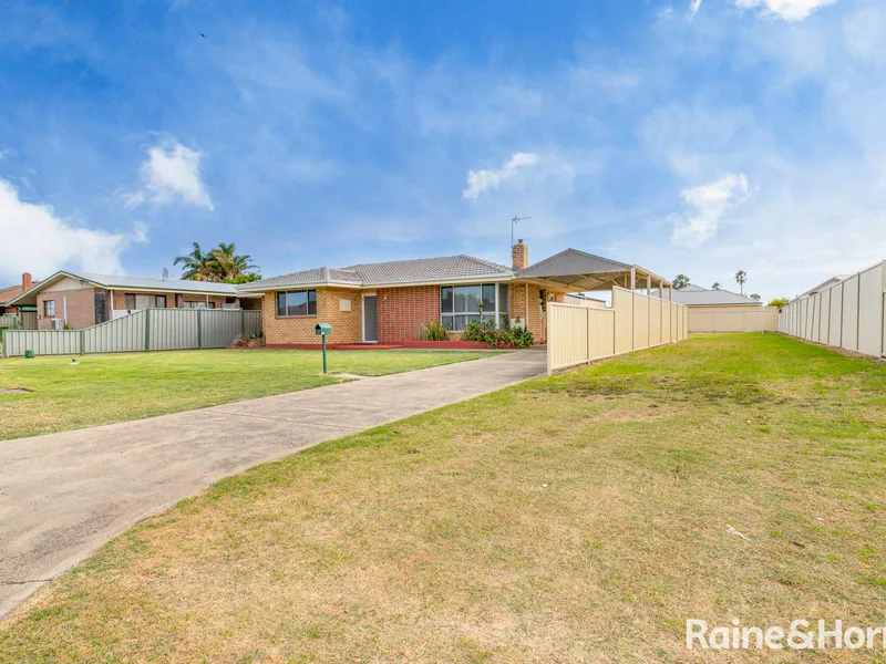 HUGE Opportunities! Land Plus House