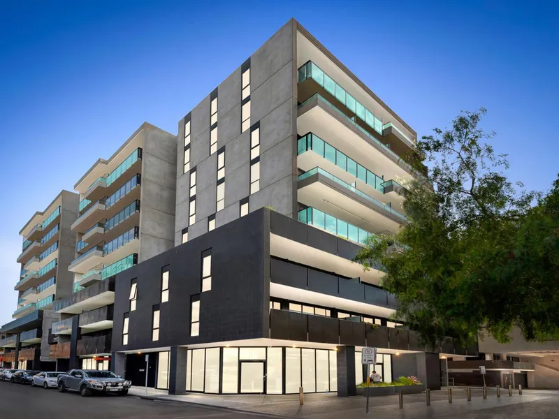 Stylish Apartment next to Swinburne Uni!