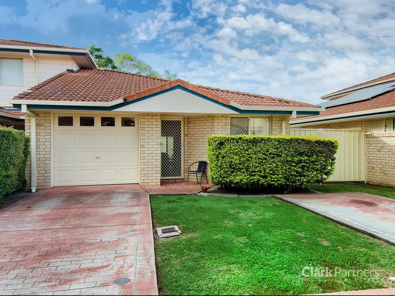 LOWSET EASY LIVING IN FANTASTIC LOCATION