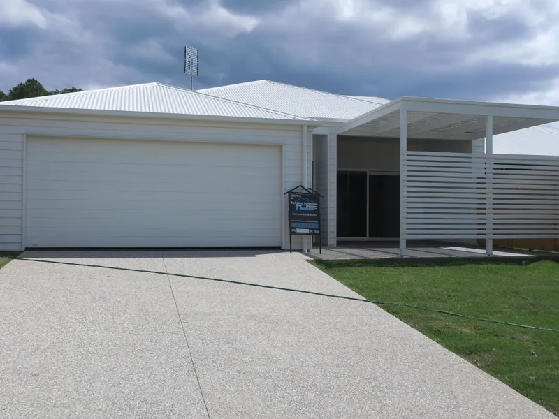 Beaut Home, quiet location!