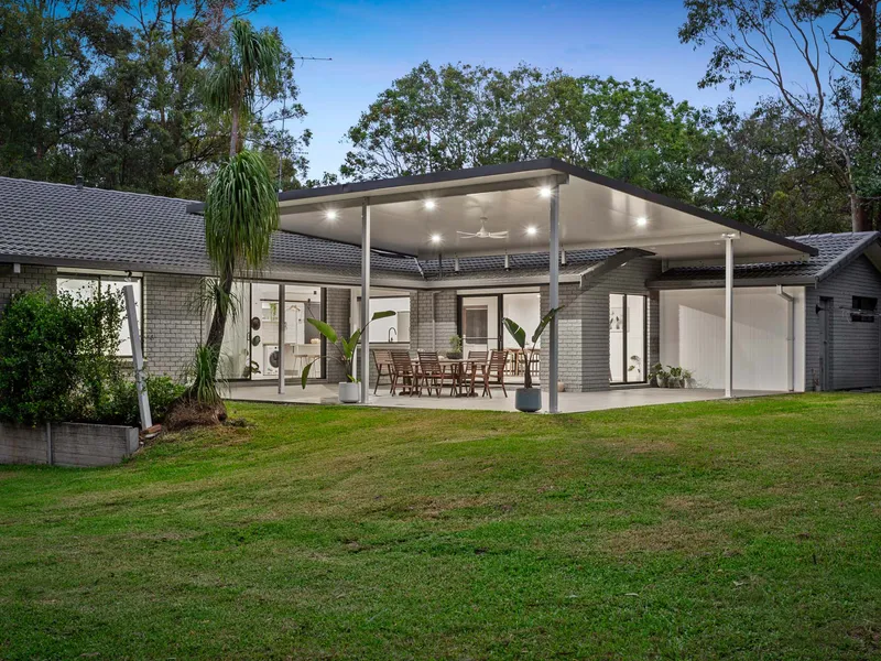 ACREAGE LIFESTYLE - FULLY RENOVATED WITH DUAL LIVING POTENTIAL