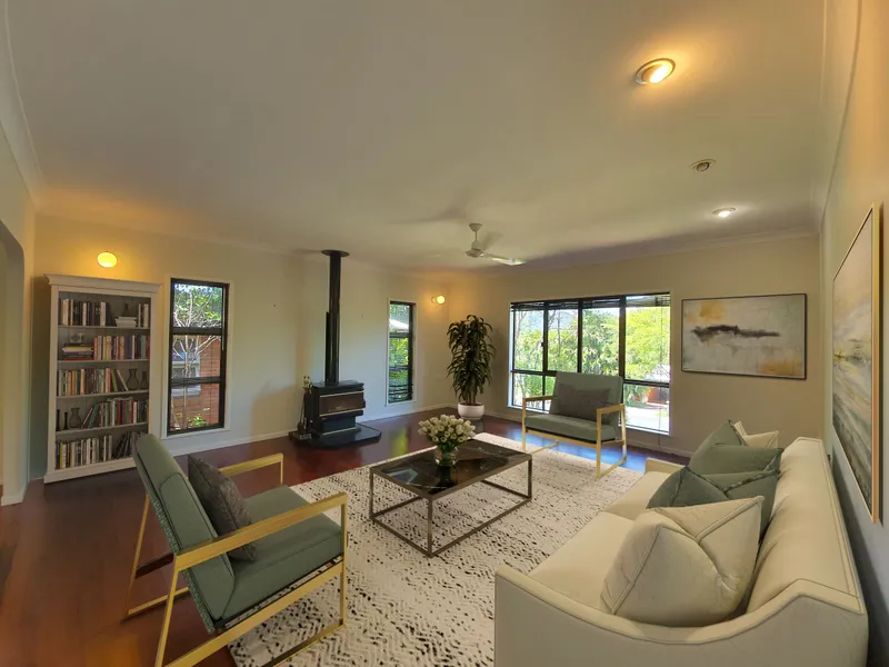 Spacious Brick Family Home in Unbeatable Location