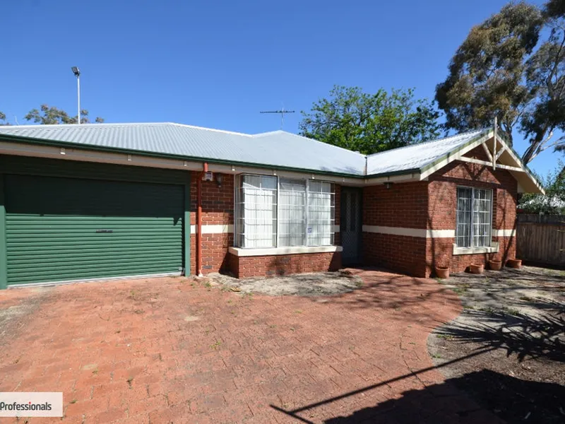 Rear House in Group of Two