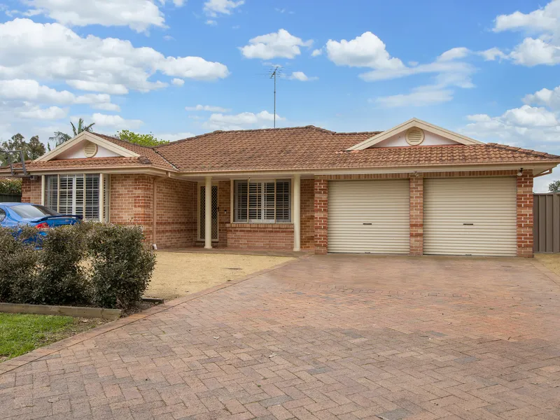 Spacious, Modern Family Home!!