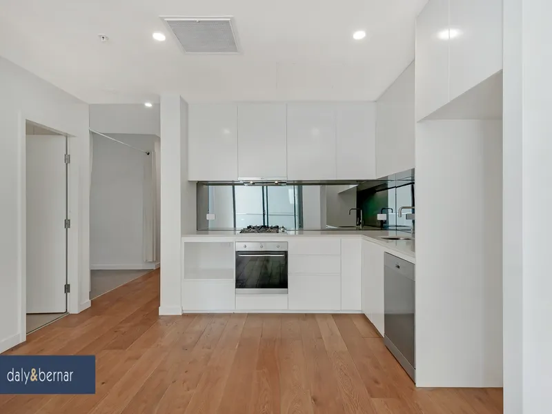 1 Bedroom apartment plus study (no car space)
