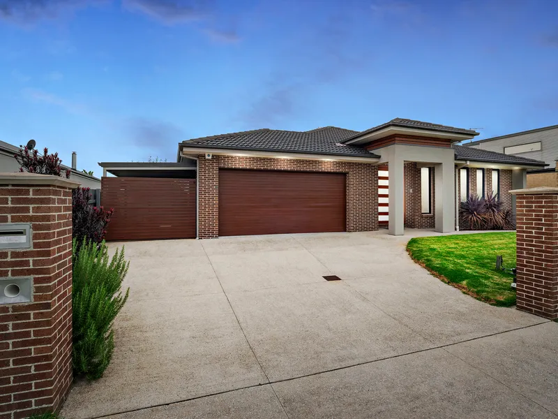 Contemporary coastal haven with pool