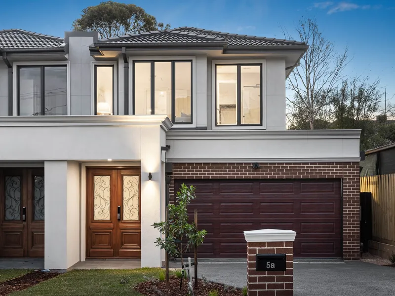 Modern Elegance in the Heart of Doncaster