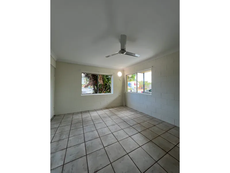 FRESHLY RENOVATED UNIT!