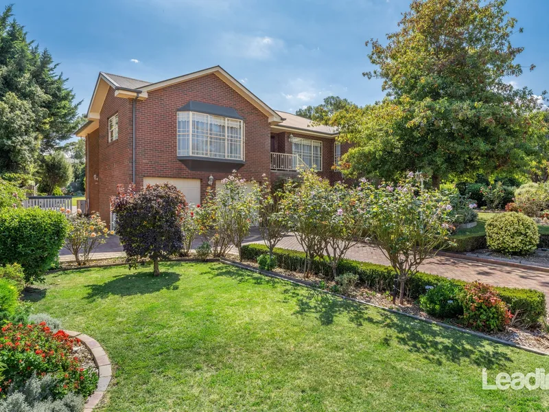 UNDER CONTRACT! ANOTHER HAPPY VENDOR!
