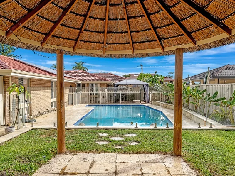 Charming Beachside Summer Ready Home in Silver Sands