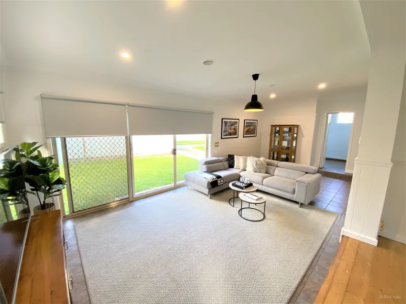 Chic semi updated 3 bedroom home