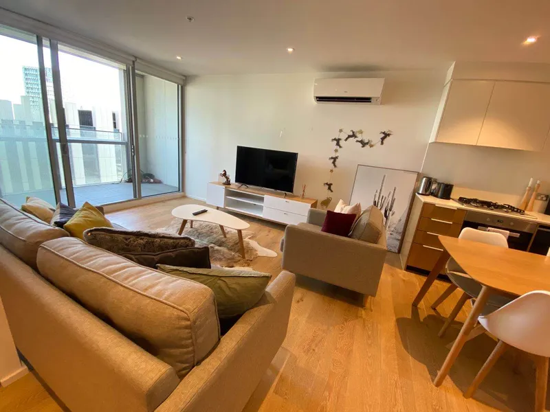 Fully furnished 1bed 1study plus 1carspace apartment for rent $410pw