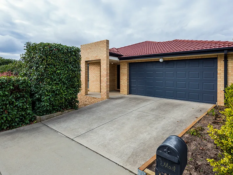 Stunning 4 bedroom home with covered entertaining area