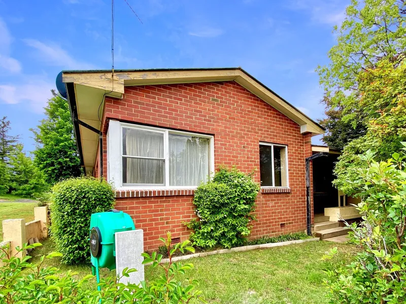 2-Bedroom Unit located in town