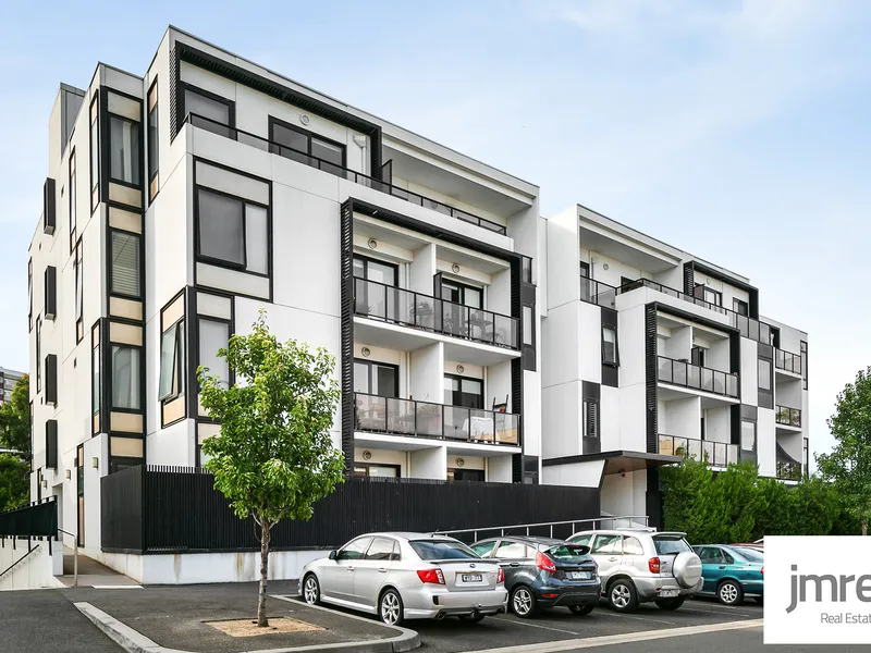 Light and Bright apartment ready to live in