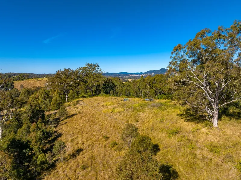 40 hectare / 100 acre block for grazing or a quiet getaway