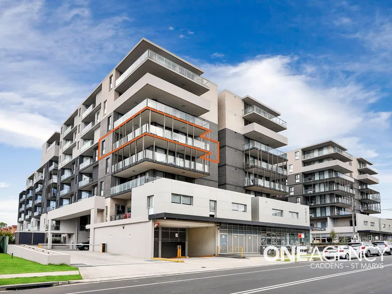 GREAT LOCATION WITH MOUNTAIN VIEWS!!!