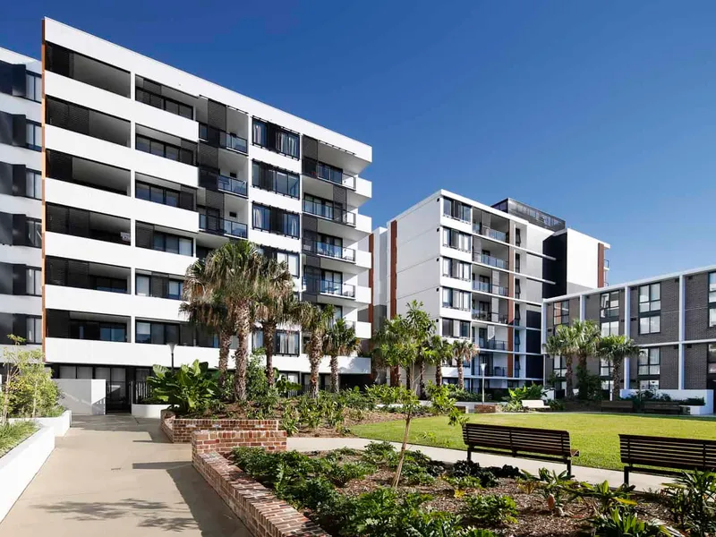 Available now! Price reduced to $530/week