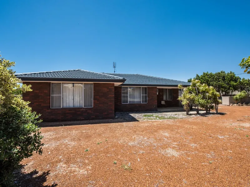 Massive 1137 sqm Block